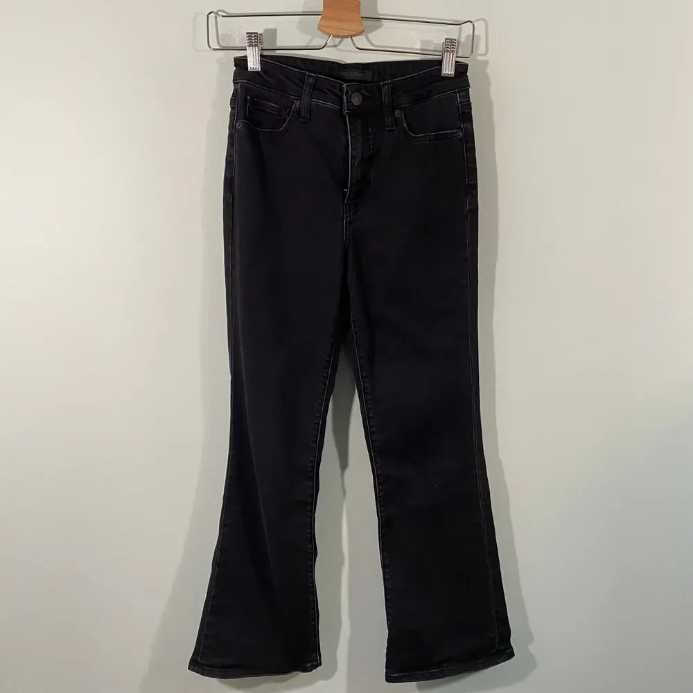 Uniqlo Women's Black High Rise Flared Jeans Size 23